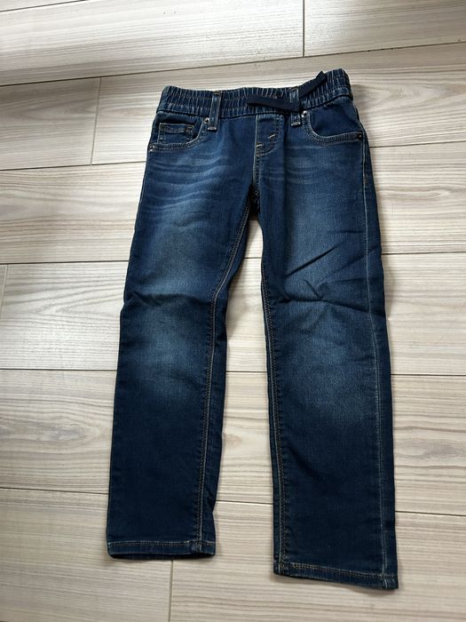 Jeansy 110 Levi’s