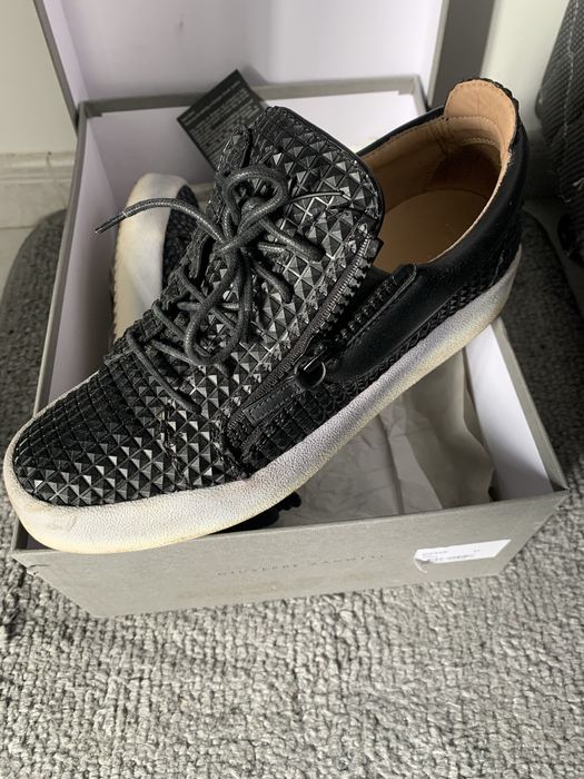 Ténis Giuseppe Zanotti- Preto - tamanho 43- usados