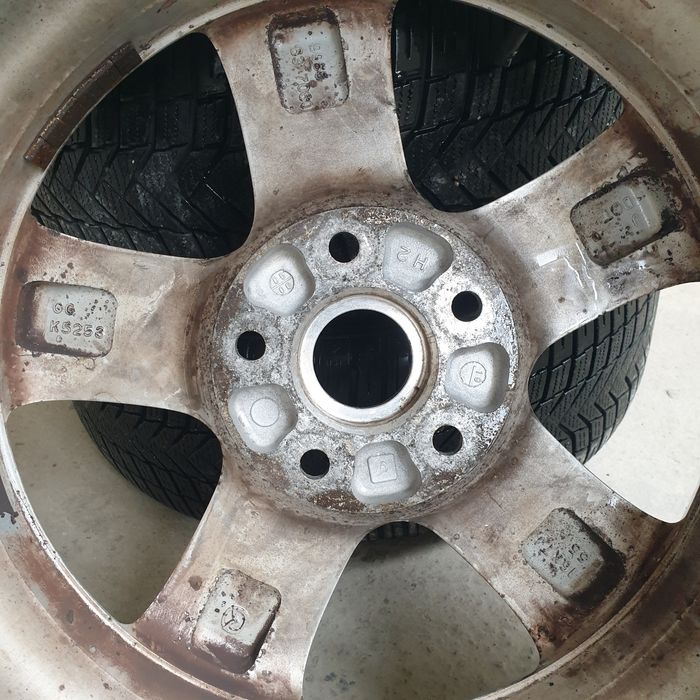 205/55 R16 5x114.3 mazda зима: 70 € - Колеса в зборі Магала на Olx