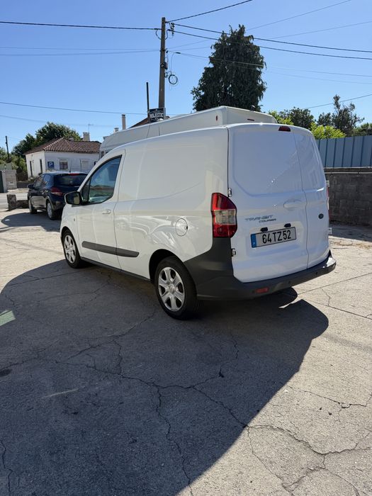 Ford transit courier 1.5tdci