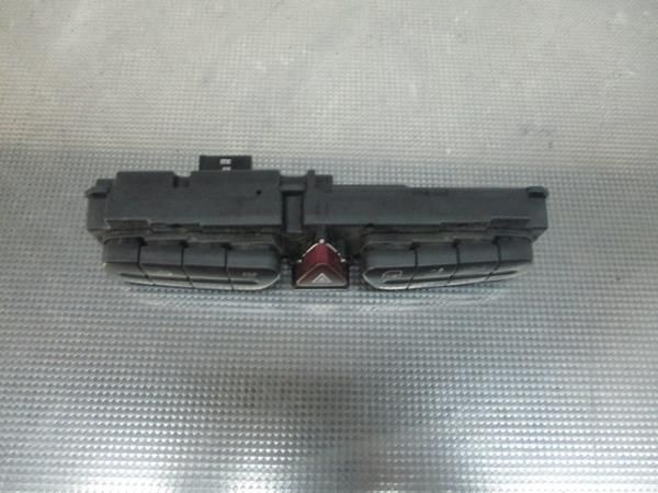 Interruptor / Botao MERCEDES-BENZ Classe C (W203)
