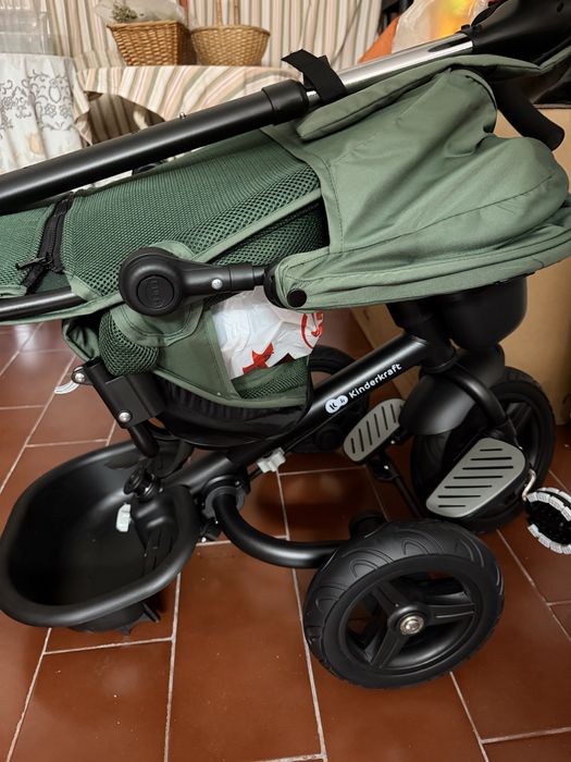 Triciclo Kinderkraft Aveo 6 em 1