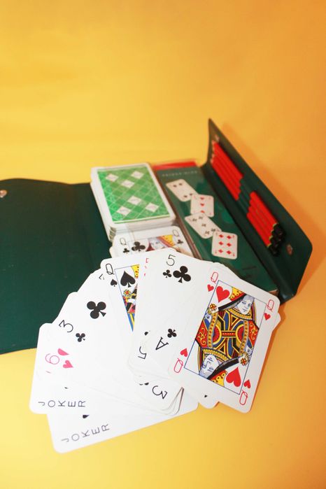 Conjunto Baralhos de Cartas