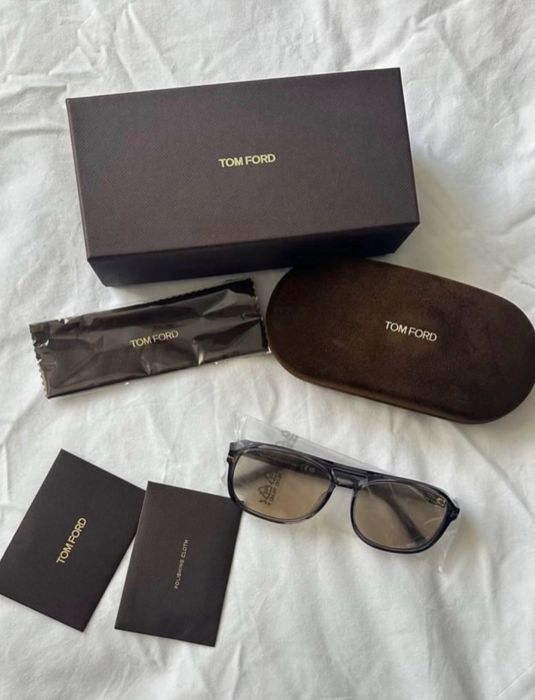 Сонцезахисні окуляри Tom Ford FT1022 — zdjęcie 3