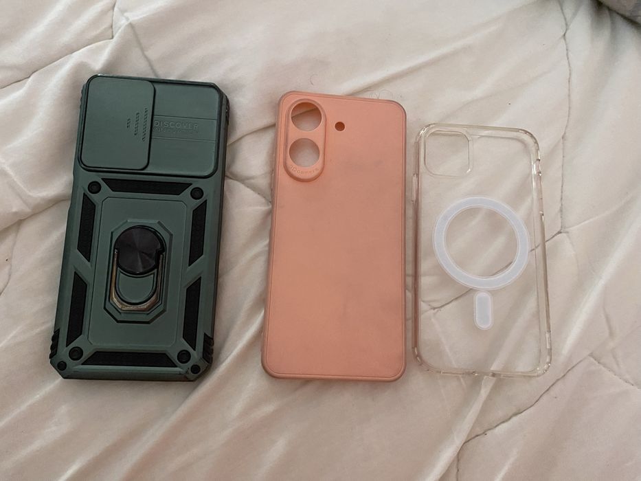 Capas em boas condições a despachar po 15 euros