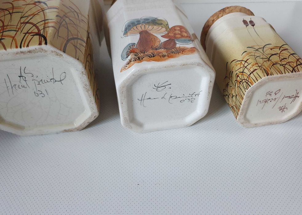 3 Belíssimas Caixas em cerâmica pintada à mão por A. S. - anos 80