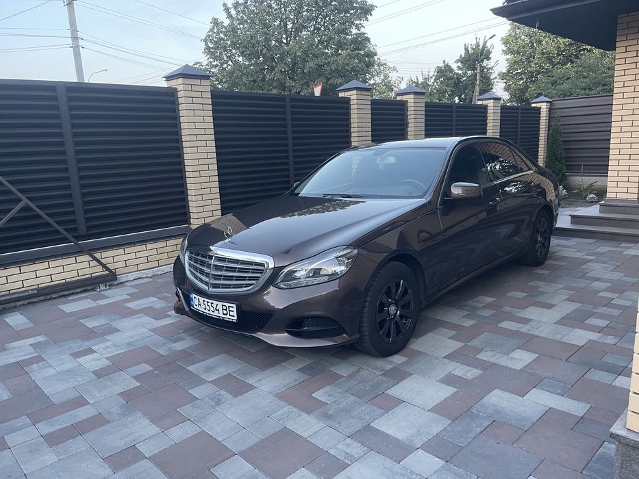 Мерседес -Бенц Е250д