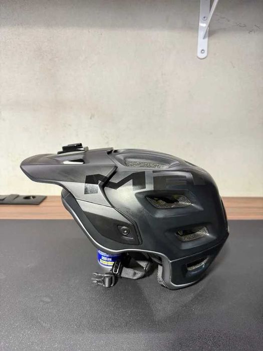 Capacete MET Roam Mips
