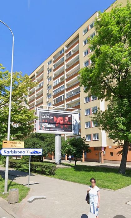 Wynajmę kawalerkę z dwoma odrębnymi pokojami..