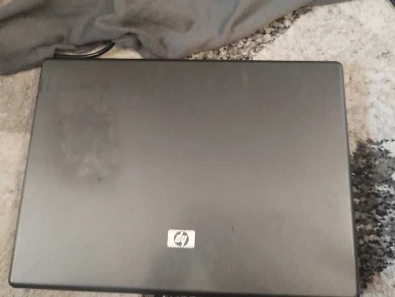 Laptop  HP   550