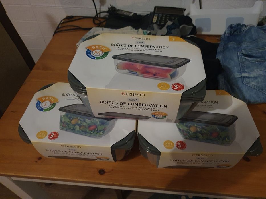 Sprzedam zestaw pojemników