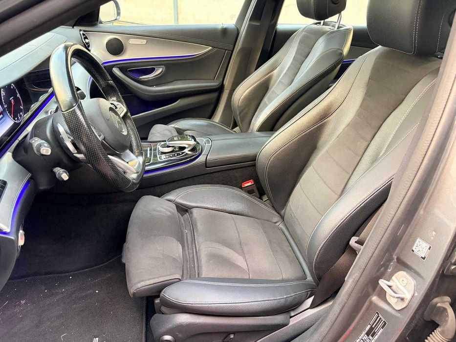 Mercedes-Benz E 220 d AMG 4-Matic / Revisões Mercedes