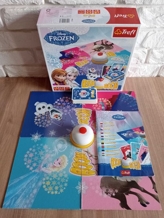 Puzzle 4 w 1 Kraina Lodu (Clementoni) + gra karciana + 160 el. (Trefl)