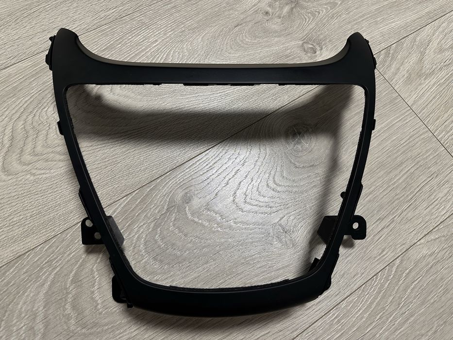 Перехідна рамка автомагнітоли Hyundai Elantra MD