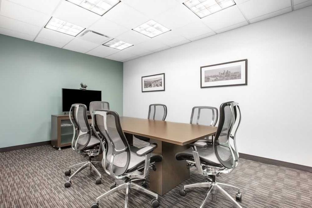 Przestrzeń biurowa prywatna dla 3 pracowników w Regus Jaracza