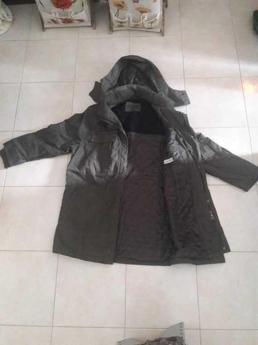 Casaco Verde Tropa tamanho 48 C&A equivalente a XXL