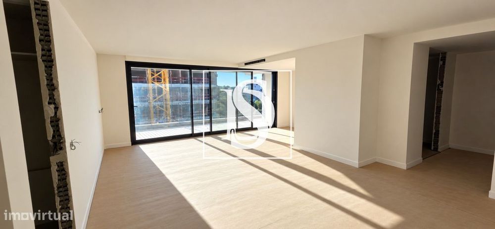 T2 Novo com Varanda e Garagem em Nogueira, Braga | 359.000 €