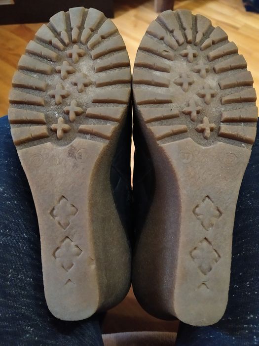 Зимние кожаные сапоги