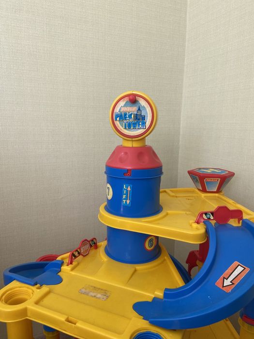 Паркінг wader polesie 7 поверхів