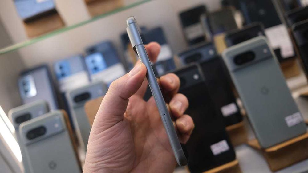 Google Pixel 8 8/128GB  Neverlock Obsidian Hazel асортимент