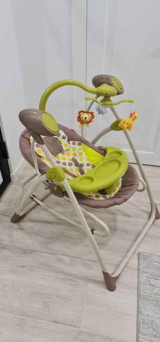Дитяче крісло-гойдалка Carello Nanny