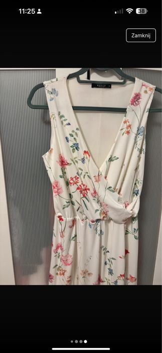 Sukienka w kwiatt elegancka