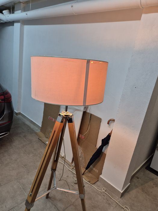 Eglo - Candeeiro de pé E27/60W/230V 
Eglo - 
Eglo - Candeeiro de pé