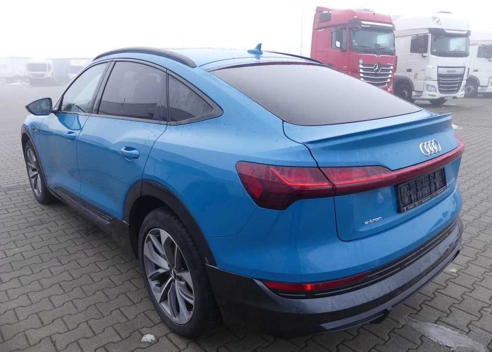 Audi e-tron 2020 року