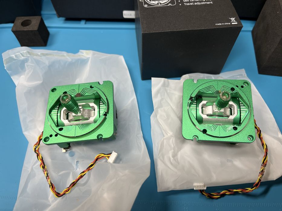 Radiomaster gimbale AG01 CNC zielone komplet