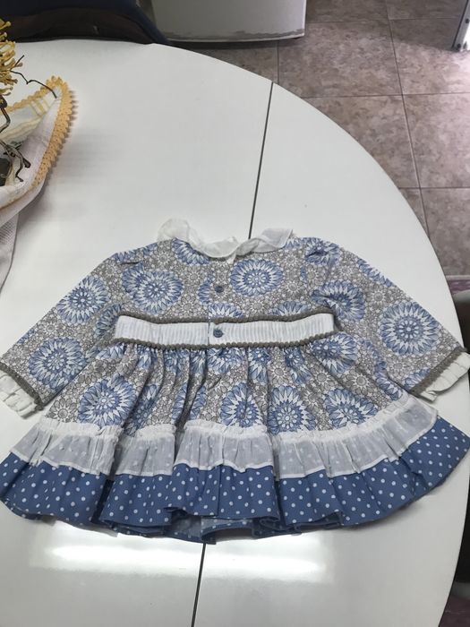 Vendo vestido menina 12 meses