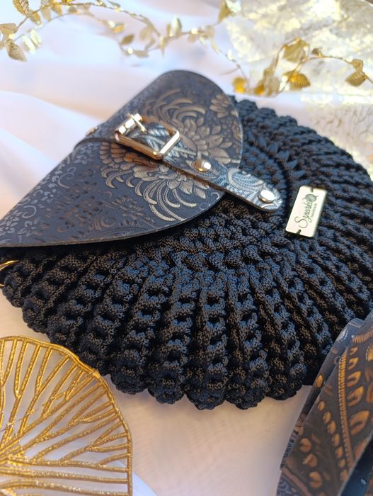 Torebka Oreo wzorzysta skóra szydełkowana na prezent kolory