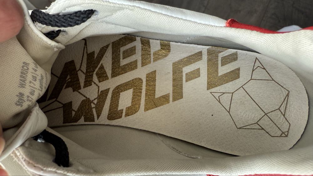 Кросівки Naked Wolfe 37