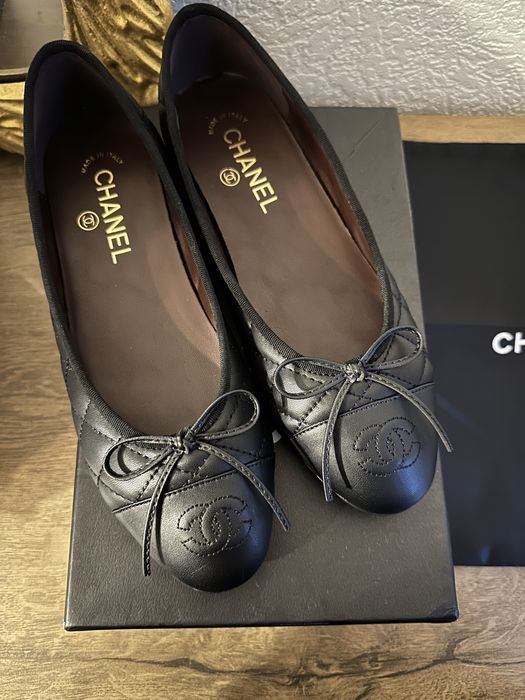Балетки в стилі Chanel чорні