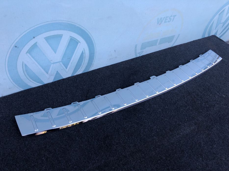 VW Touareg NF 7P6 Накладка бампера хром молдинг