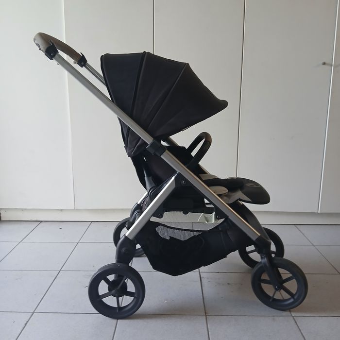 Marca Easywalker Mosey + baby coque da Besafe