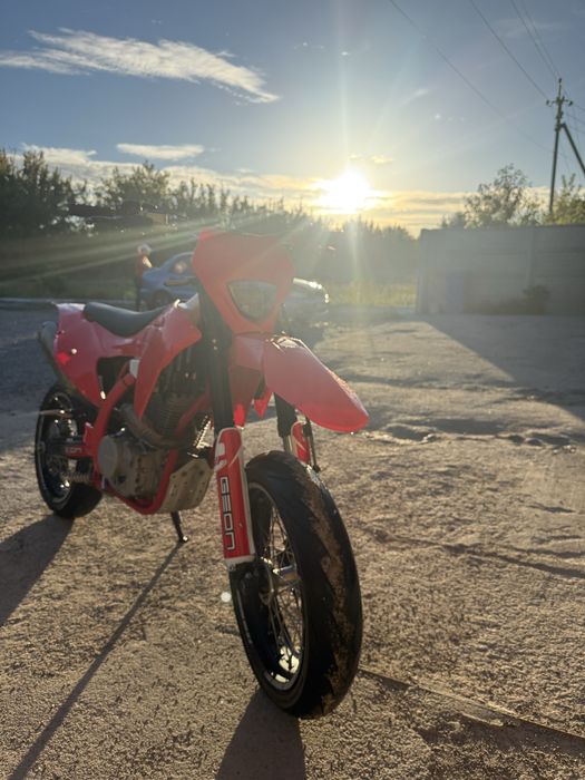 Geon TRX 300 YGH Motard