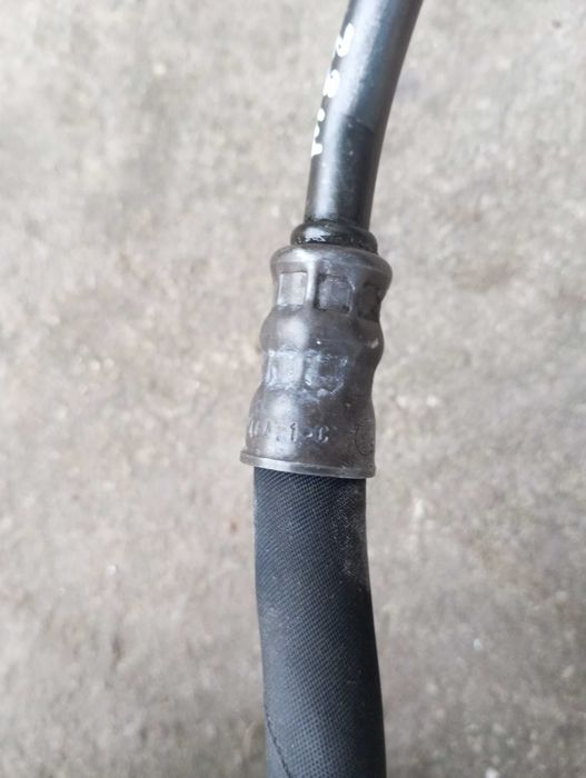 масляна шланга  BMW e39,e36,e38 m52 1703464