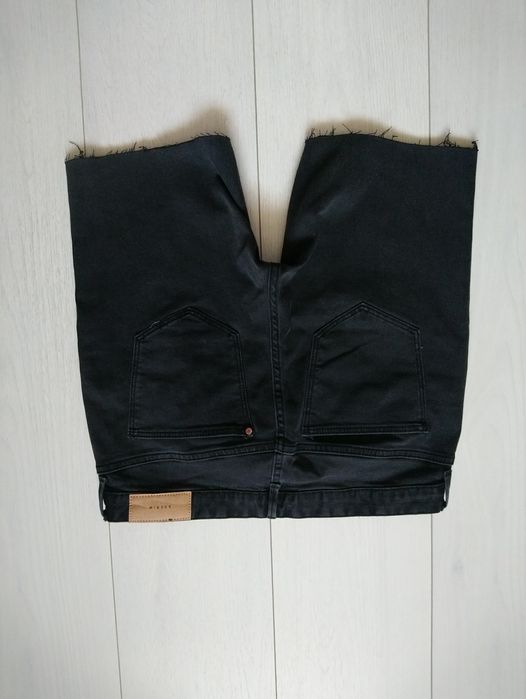 Джинсові шорти для вагітних обрізані H&M Mama EUR 40 розмір