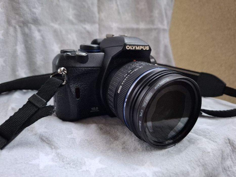 Olympus e - 420 + obiektyw 14 - 42 mm