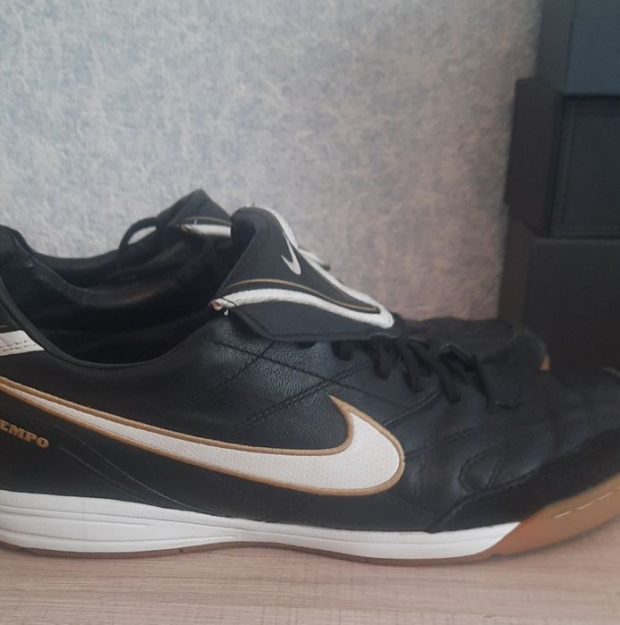 Nike кроссовки б.у 45 размер