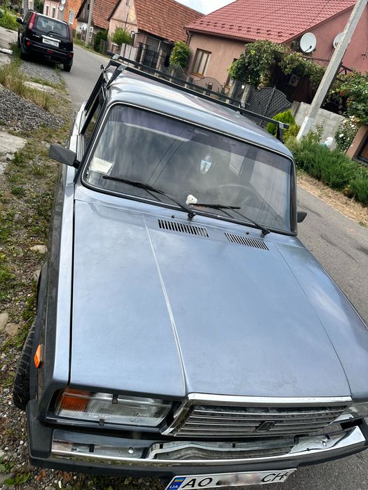 Автомобіль ВАЗ 2107