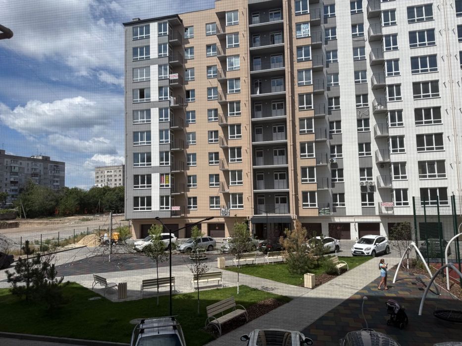 Продам квартиру ул. Семейная ЖК Днепровская Брама 2