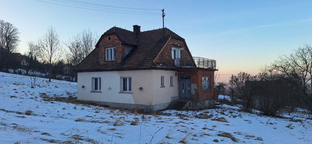 Działka budowlana 17 arów z domem - Więcej