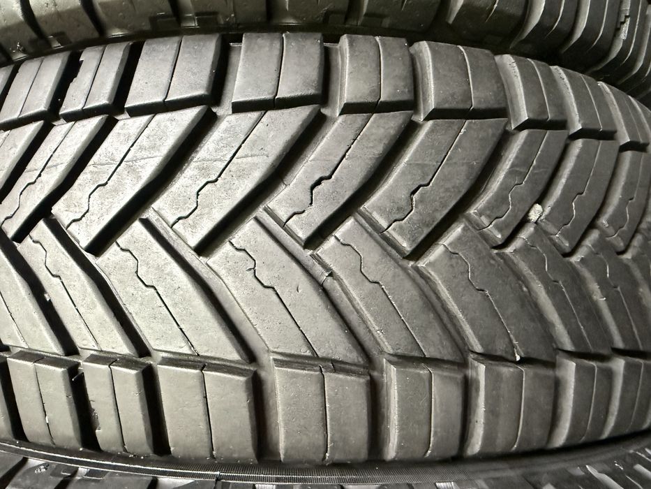 205/75 R16C Michelin Agilis CrossClimate 4шт. 95+% 2024