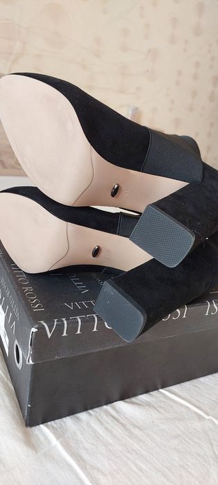 Ботильоны (ботильйони) туфли ботиночки полусапожки  замша Vitto Rossi