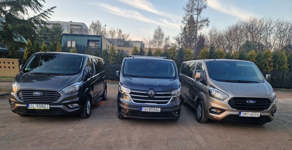 Ford Custom Long automat 9 osobowy Renault Trafic manual 2.0 Long