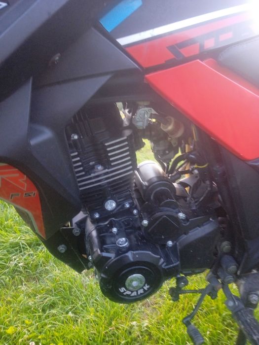Продам мотоцикл спарк 200 r28