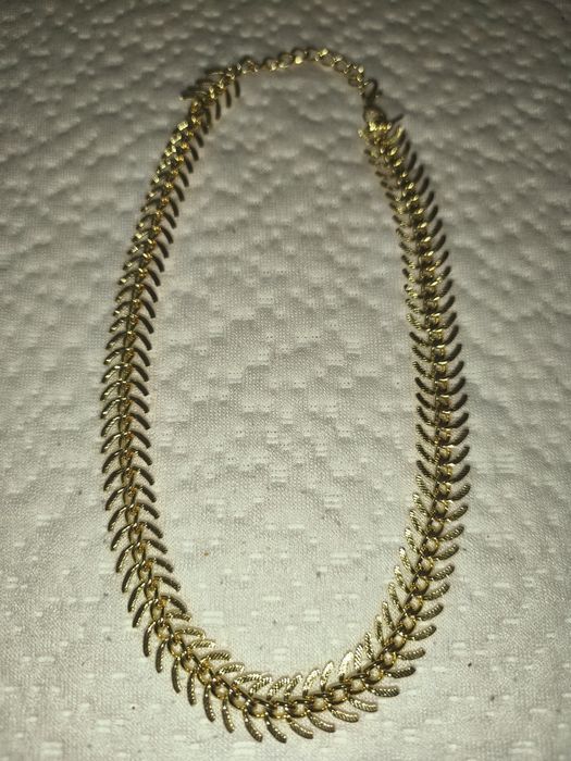 Colar banhado a ouro