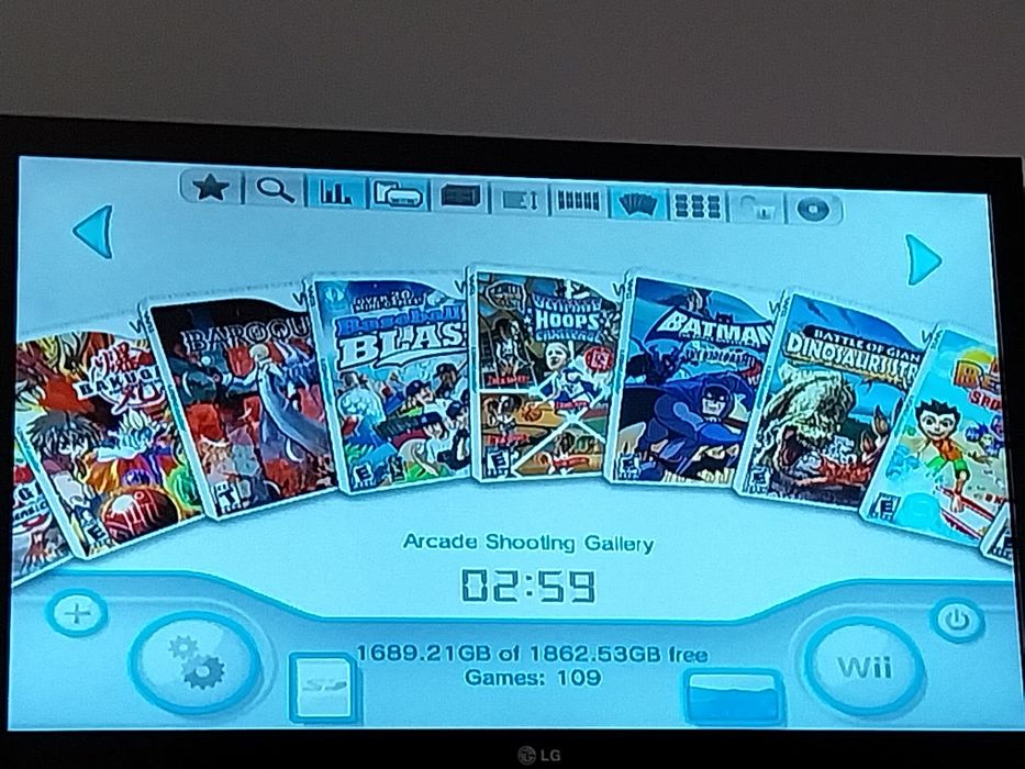 Wii desbloqueada  com vários extras,aceito propostas de trocas.