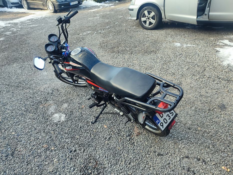 Motocykl Benzer 125 . 2015 / 2018 rok. Ładny . Zamiana